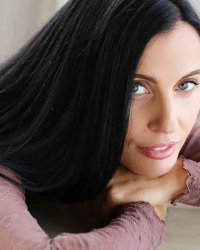 A un paso del fino cabello quebradizo al poderoso cabello grueso